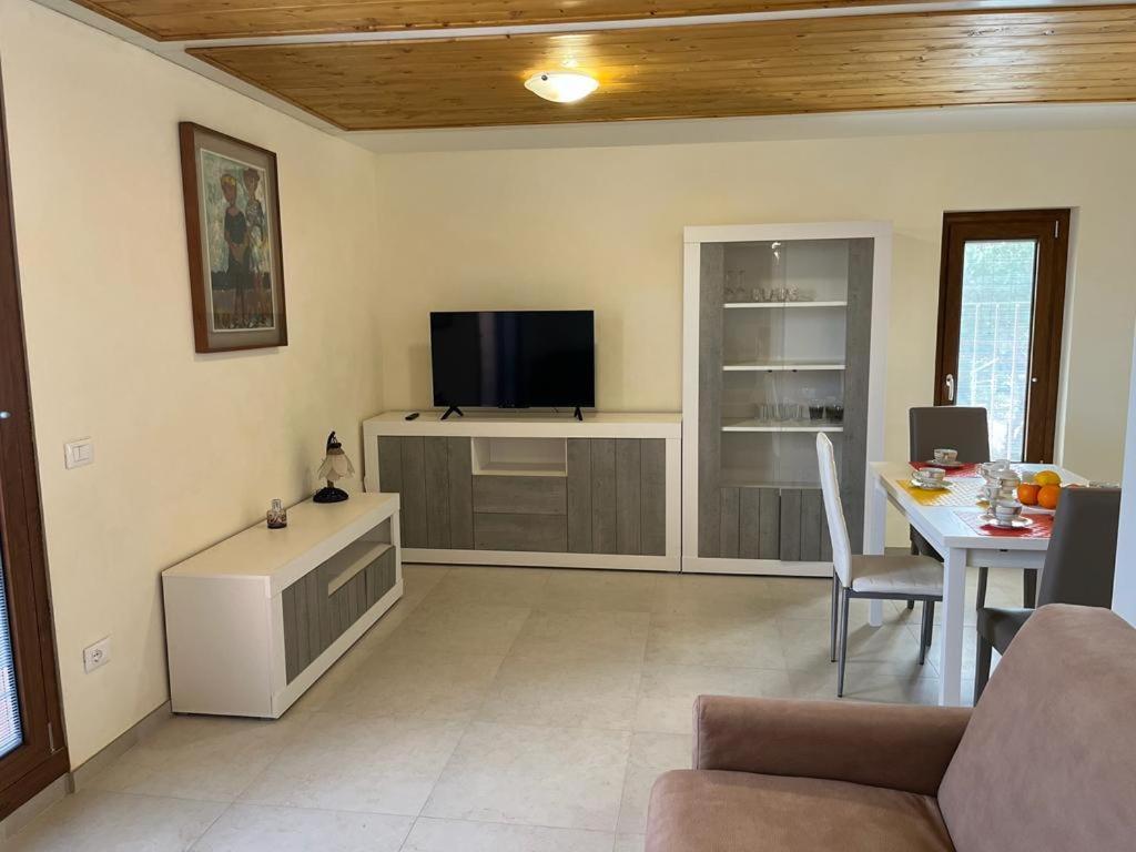 Perla Top Floor Apartment Sirmione Exterior photo